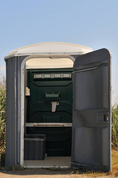 Best Portable restroom trailer rental  in Bartlett, TX